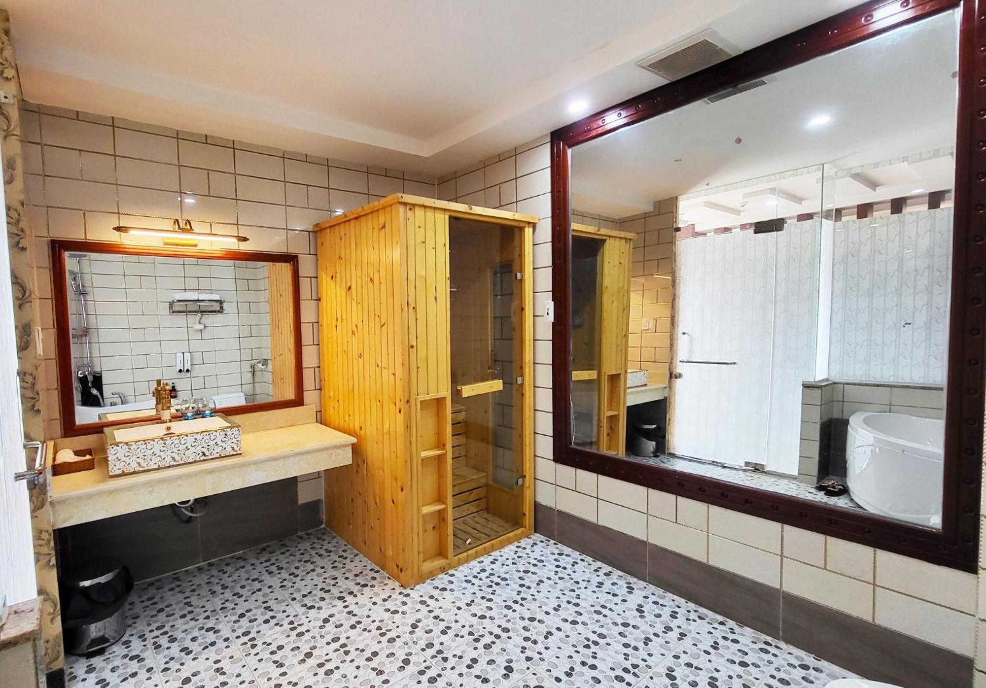 Hoang Son Hotel - Can Tho Eksteriør billede